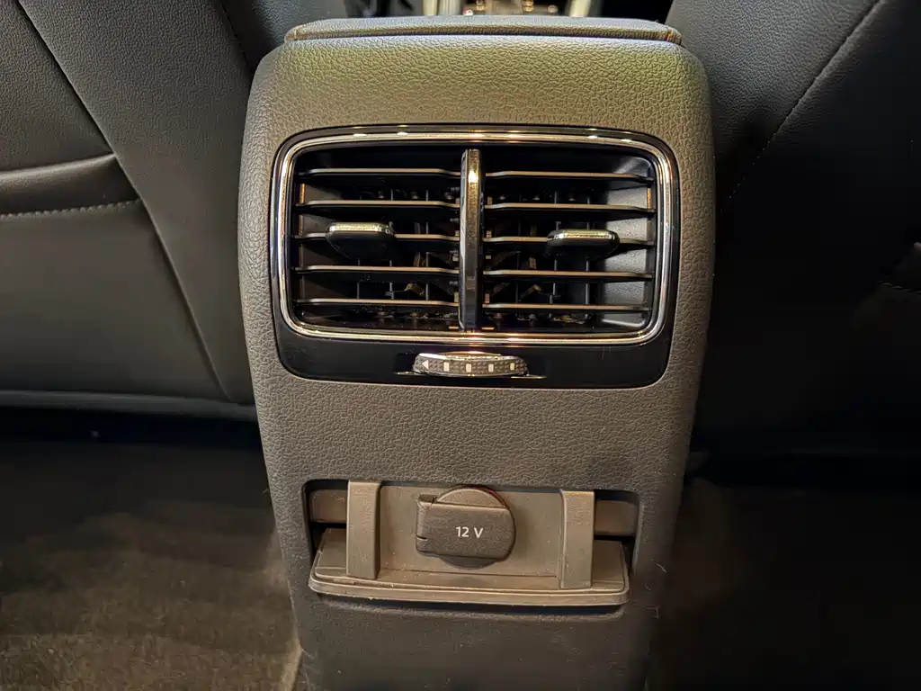 Volkswagen Sagitar — миниатюра 14