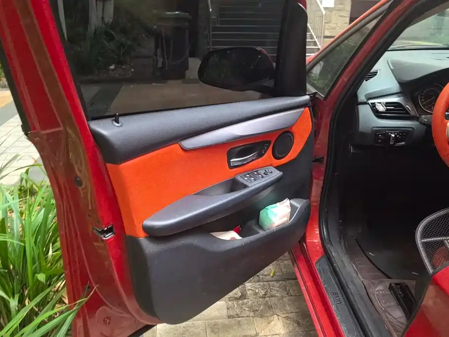 BMW 2 Series Active Tourer — миниатюра 7