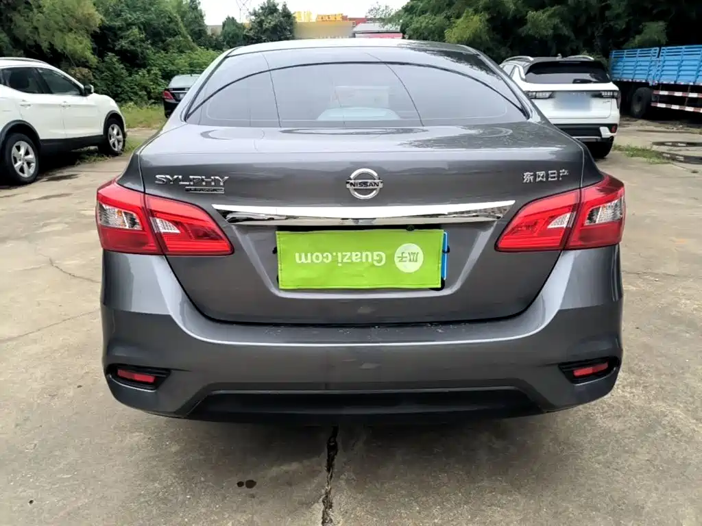 Nissan Sylphy — миниатюра 6