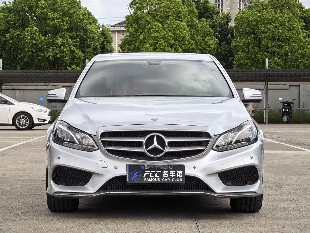 Mercedes-Benz E-Class — миниатюра 2