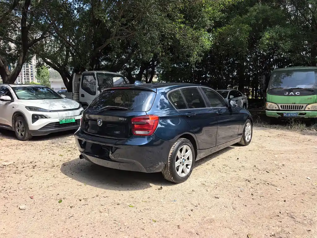 BMW 1 Series (Import) — миниатюра 10