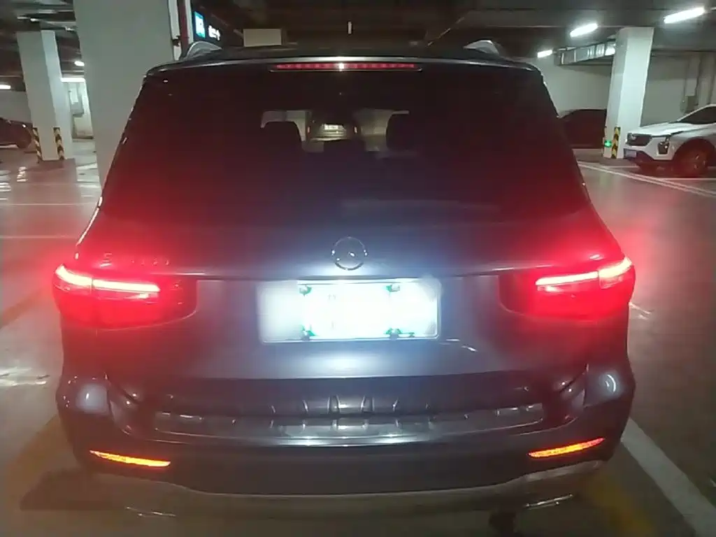 Mercedes-Benz GLB — миниатюра 6
