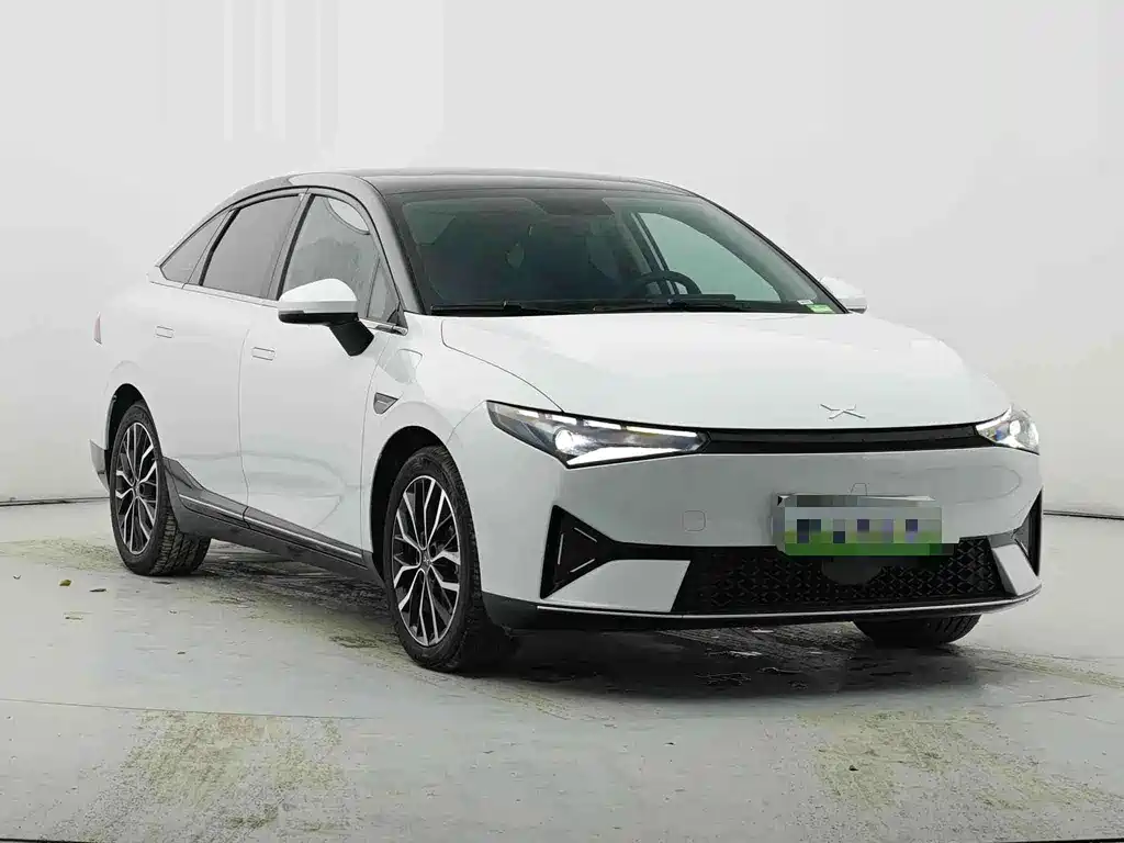 XPeng P5 — миниатюра 3