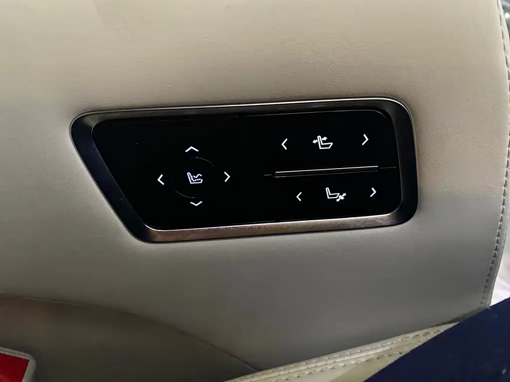 BUICK GL8 NEW ENERGY