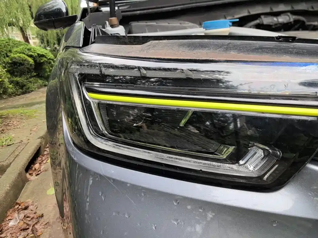 Roewe RX5 New Energy — миниатюра 7