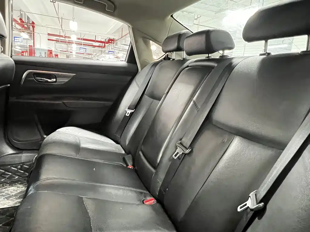 Nissan Teana — миниатюра 7