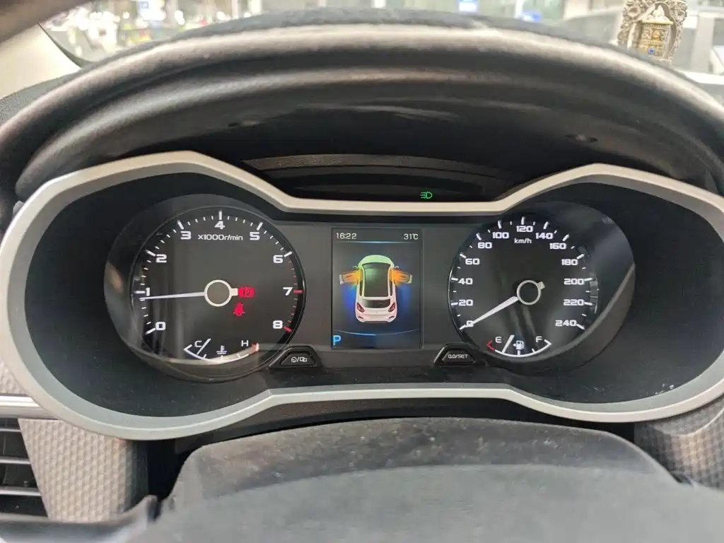 Geely Emgrand GS — миниатюра 4