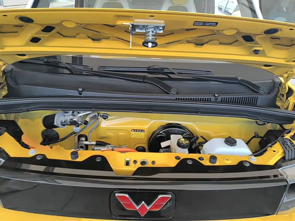 Wuling MINIEV — миниатюра 20