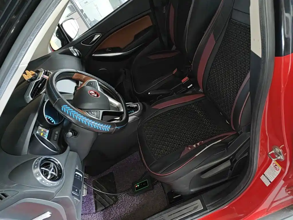BYD Yuan — миниатюра 15