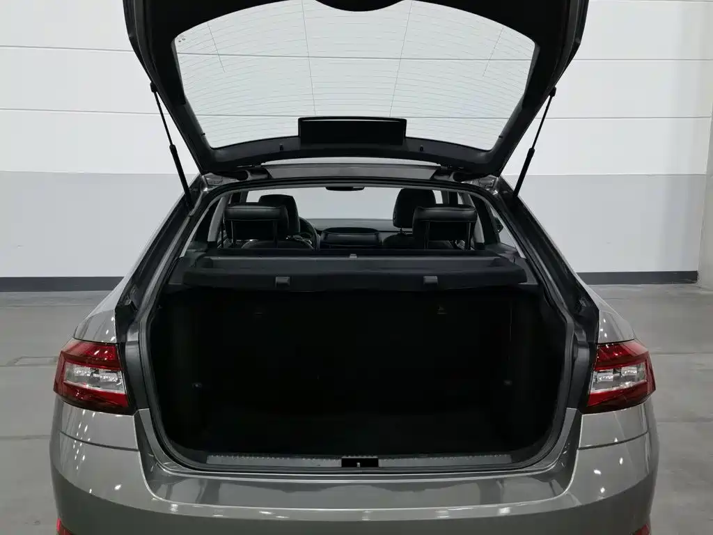 Skoda Octavia — миниатюра 16
