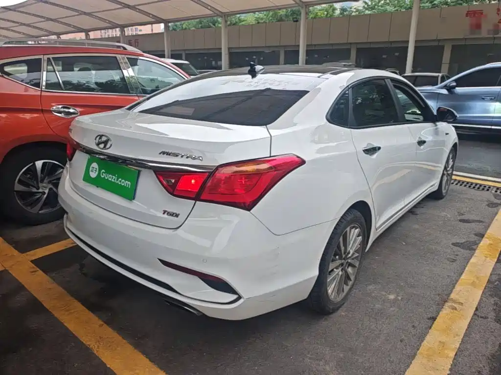 Hyundai Mistra — миниатюра 7