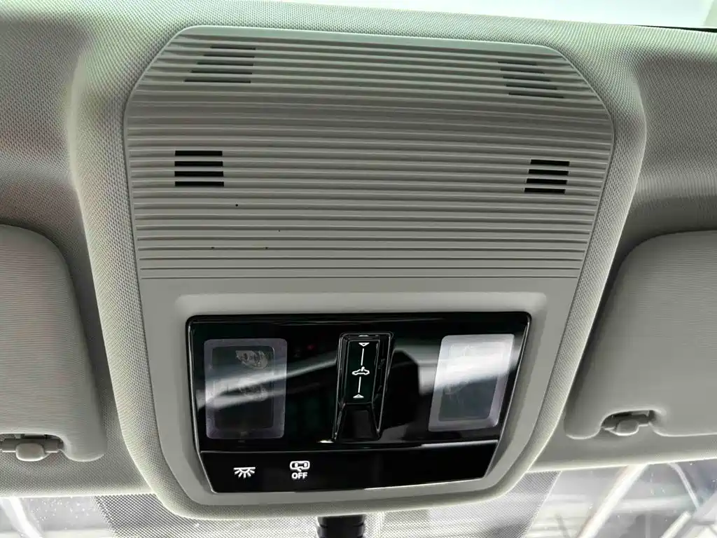 Volkswagen Golf — миниатюра 13