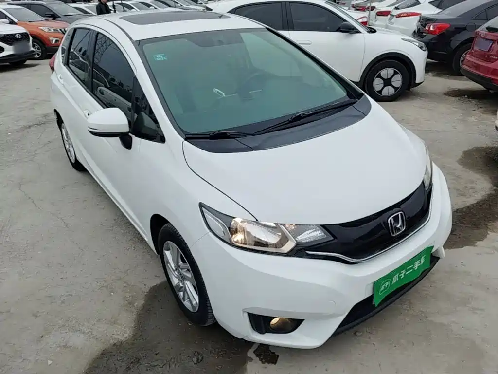 Honda Fit — миниатюра 4