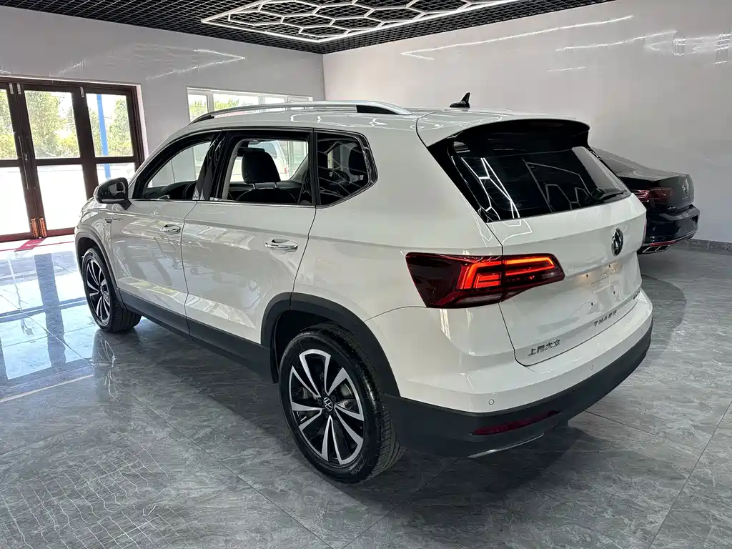 Volkswagen Tharu — миниатюра 4