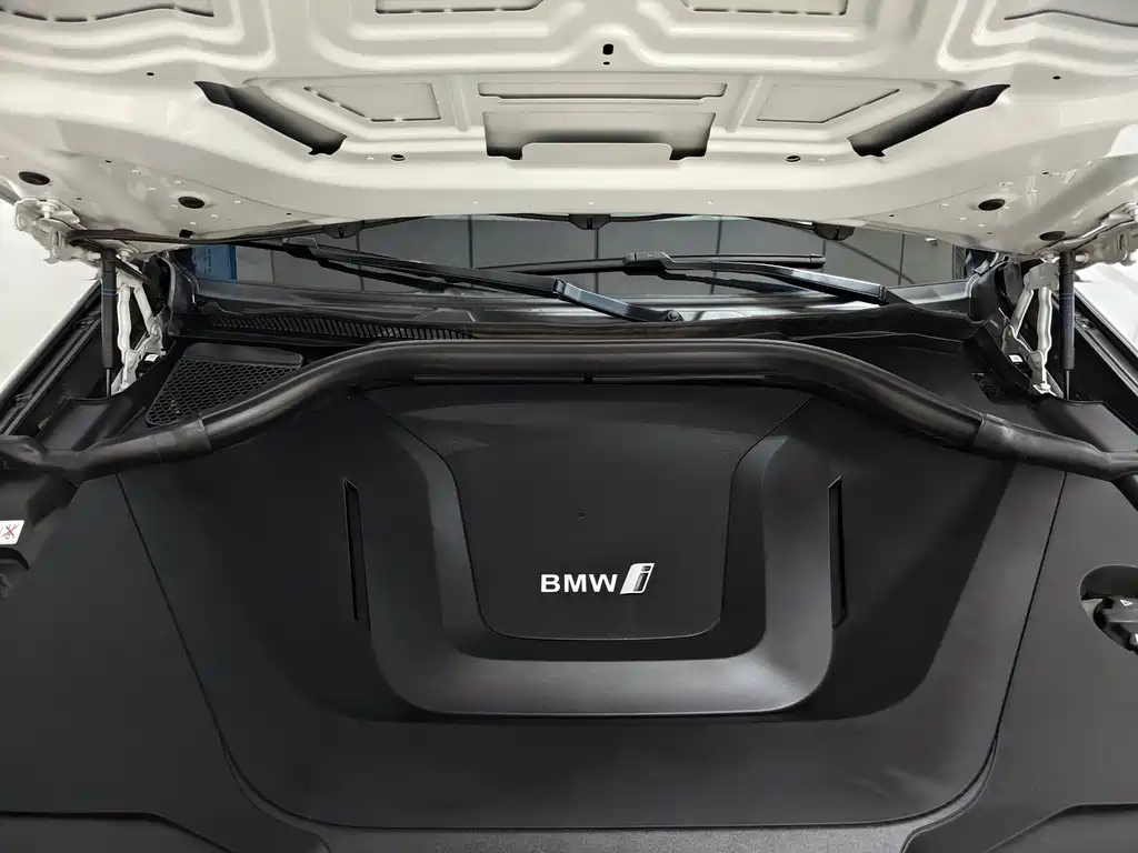 BMW iX3 — миниатюра 18