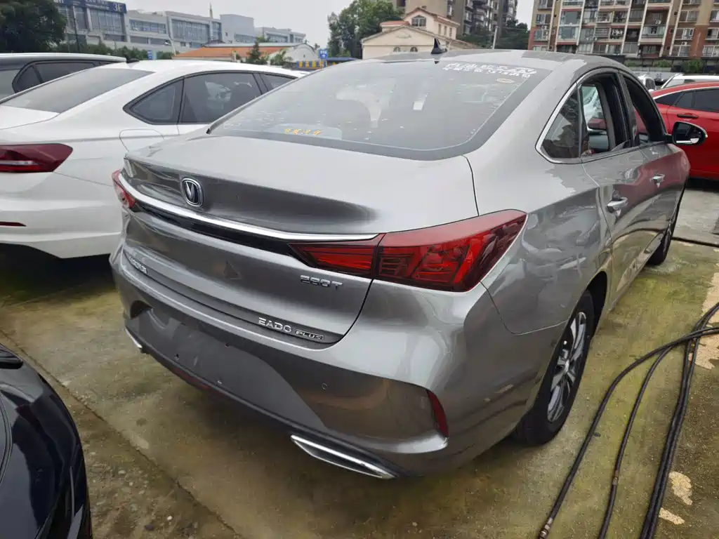 Changan Eado — миниатюра 18