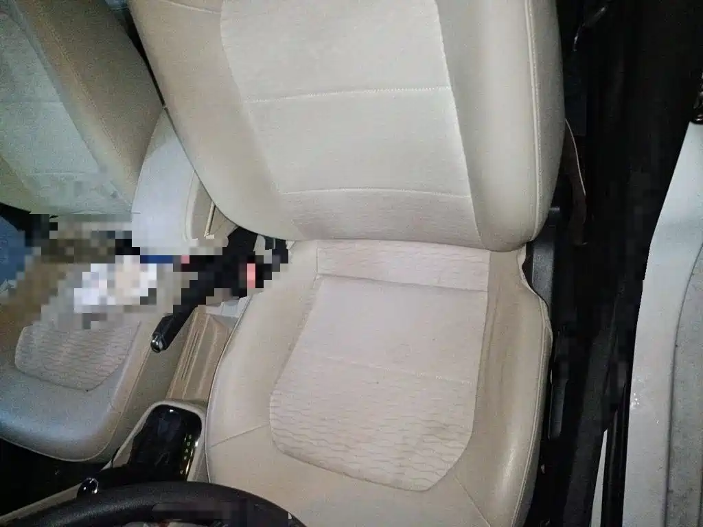 Skoda Rapid — миниатюра 11
