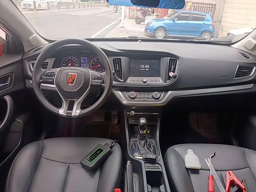 Roewe 360 — миниатюра 10