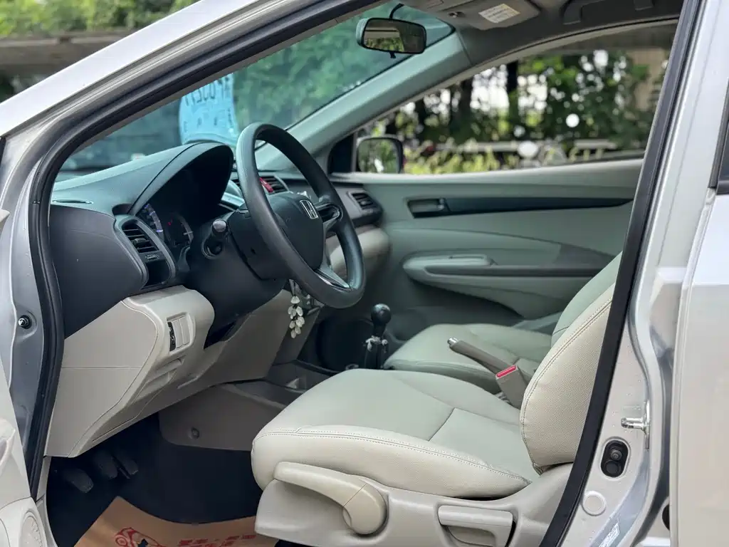 Honda City Classic — миниатюра 4