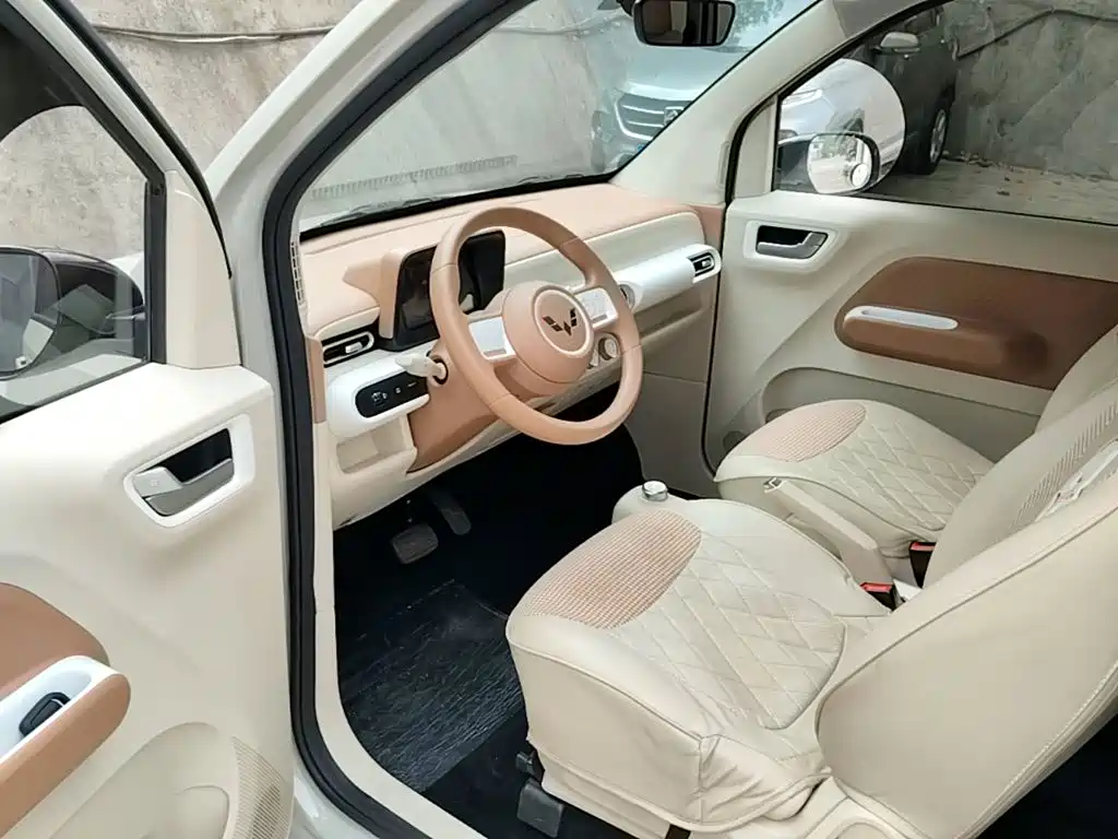 Wuling MINIEV — миниатюра 16
