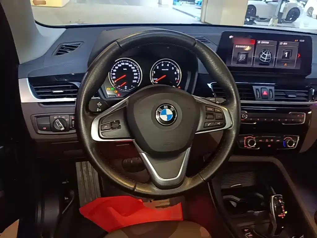BMW X1 — миниатюра 11