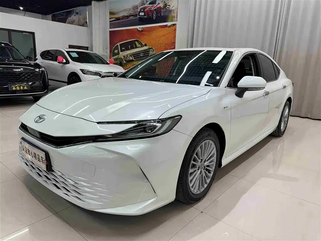 Toyota Camry 2024