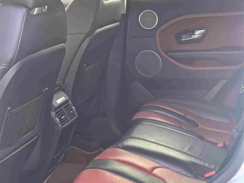 Land Rover Range Rover Evoque 2014 2.0T 5
