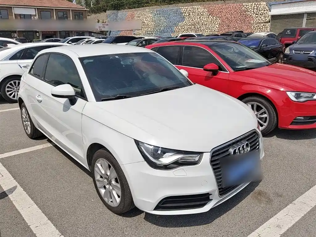 Audi A1 2014 30 TFSI Fashion