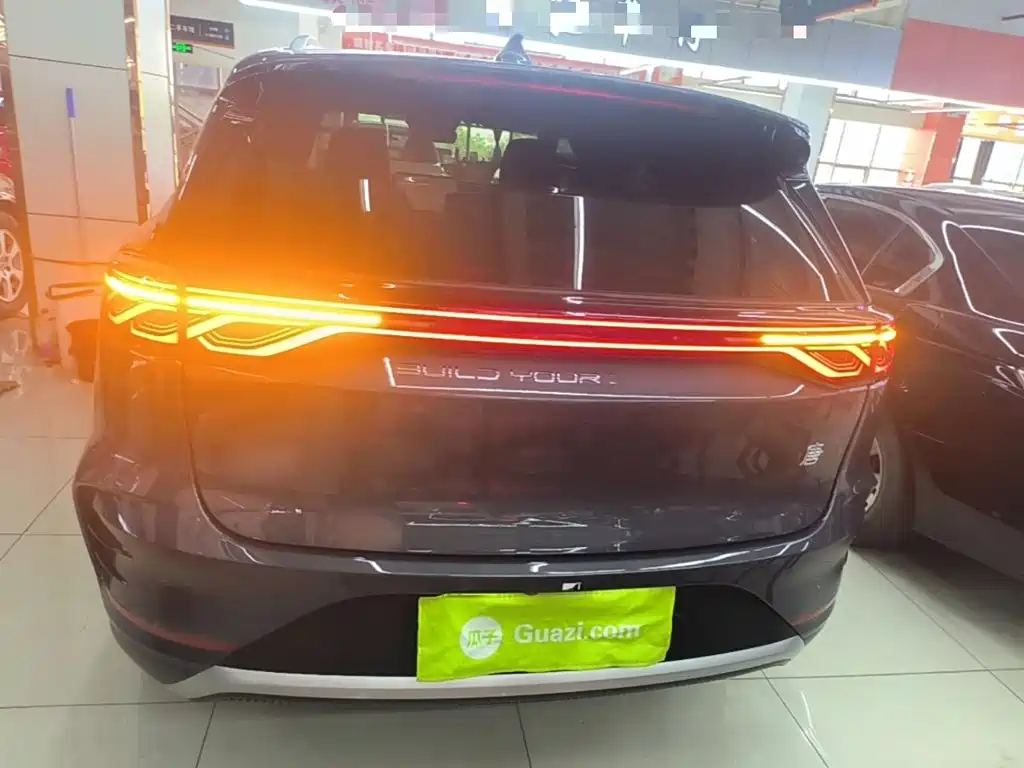 BYD Tang New Energy — миниатюра 6