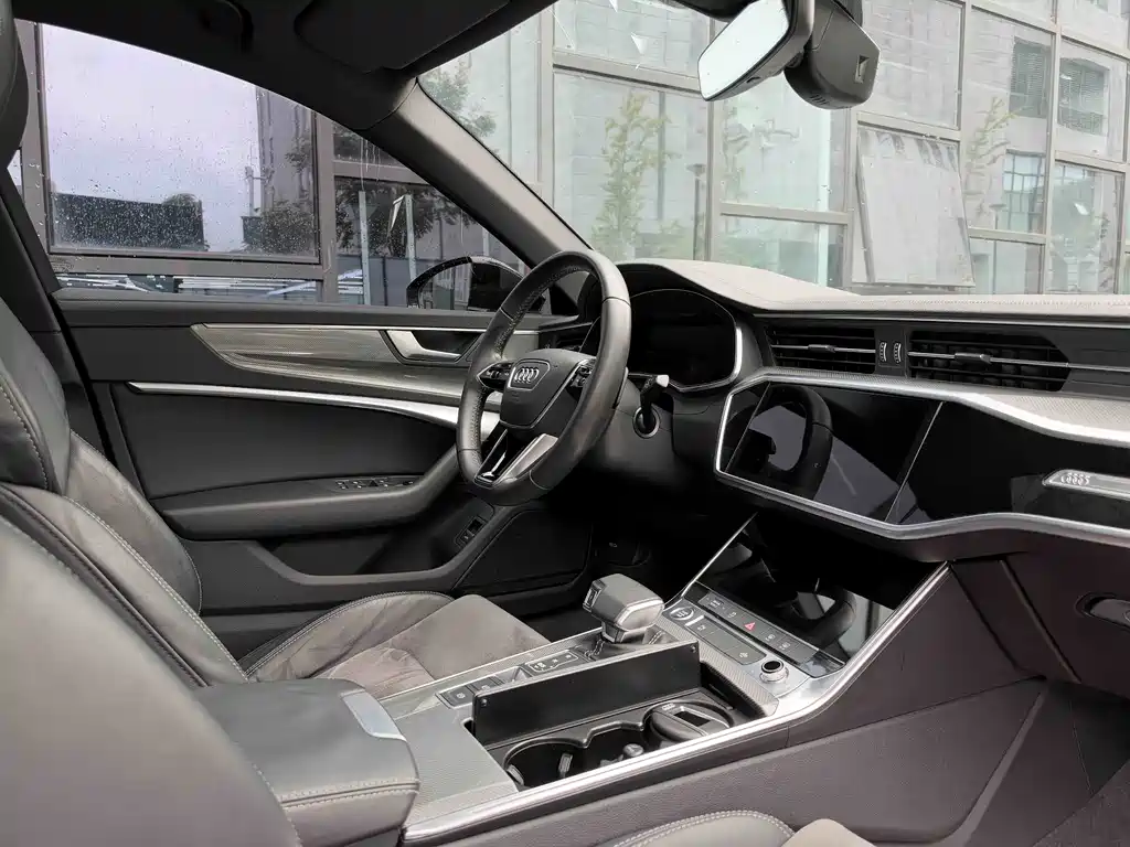 Audi A6L — миниатюра 12