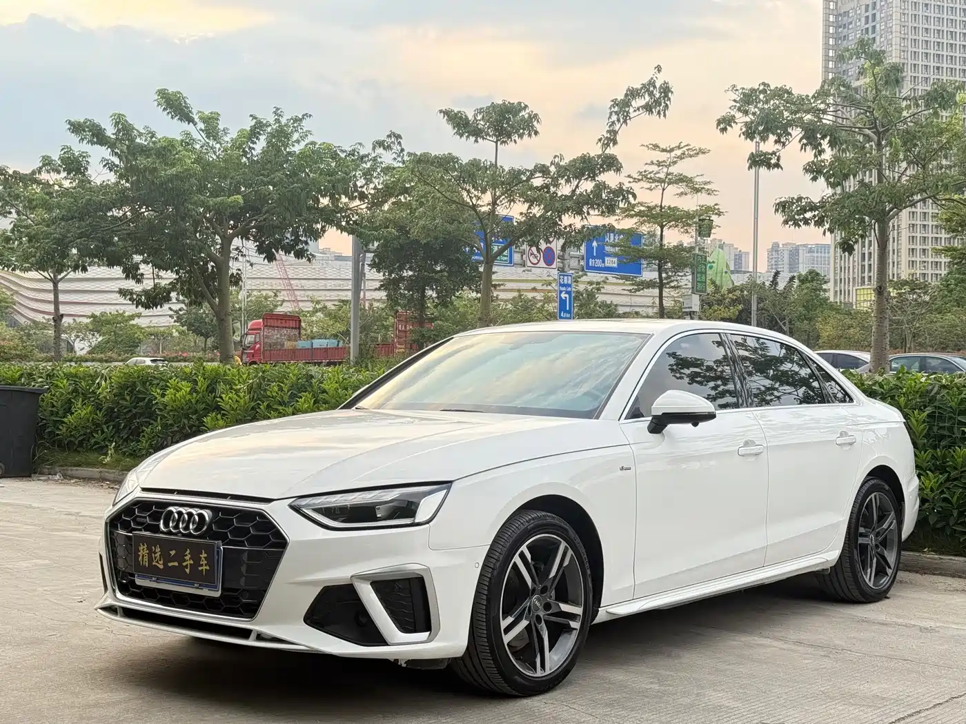 奥迪A4L 2020款 40 TFSI quattro 豪华动感型 2021