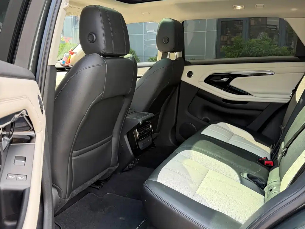 Land Rover Evoque — миниатюра 8