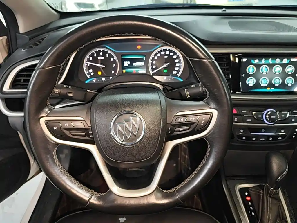 Buick Excelle — миниатюра 11