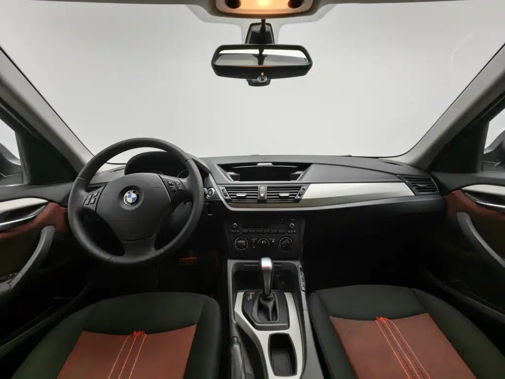 BMW X1 — миниатюра 5