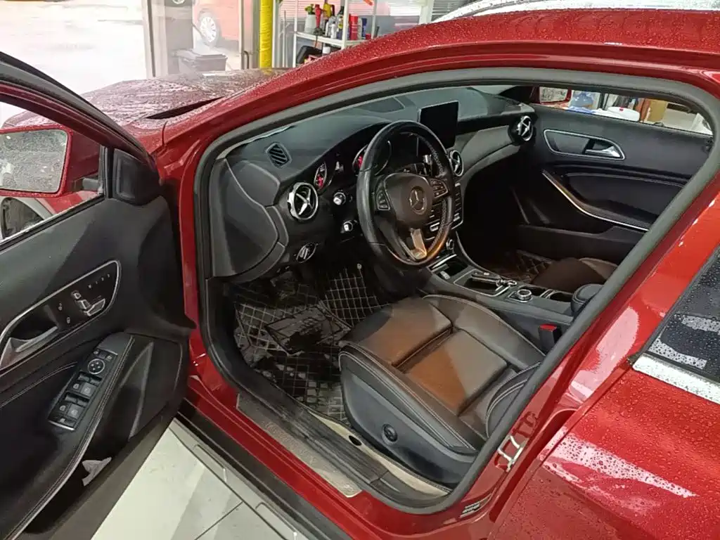Mercedes-Benz GLA — миниатюра 16
