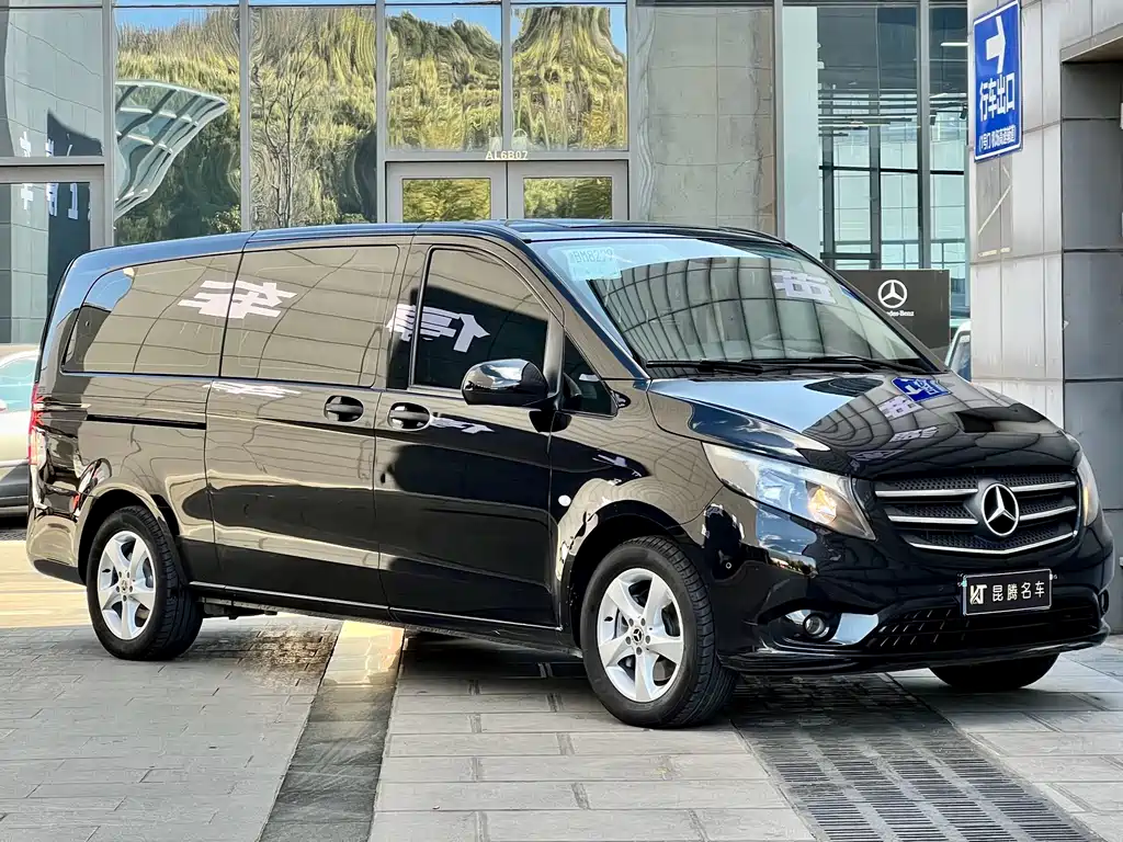 MERCEDES-BENZ VITO