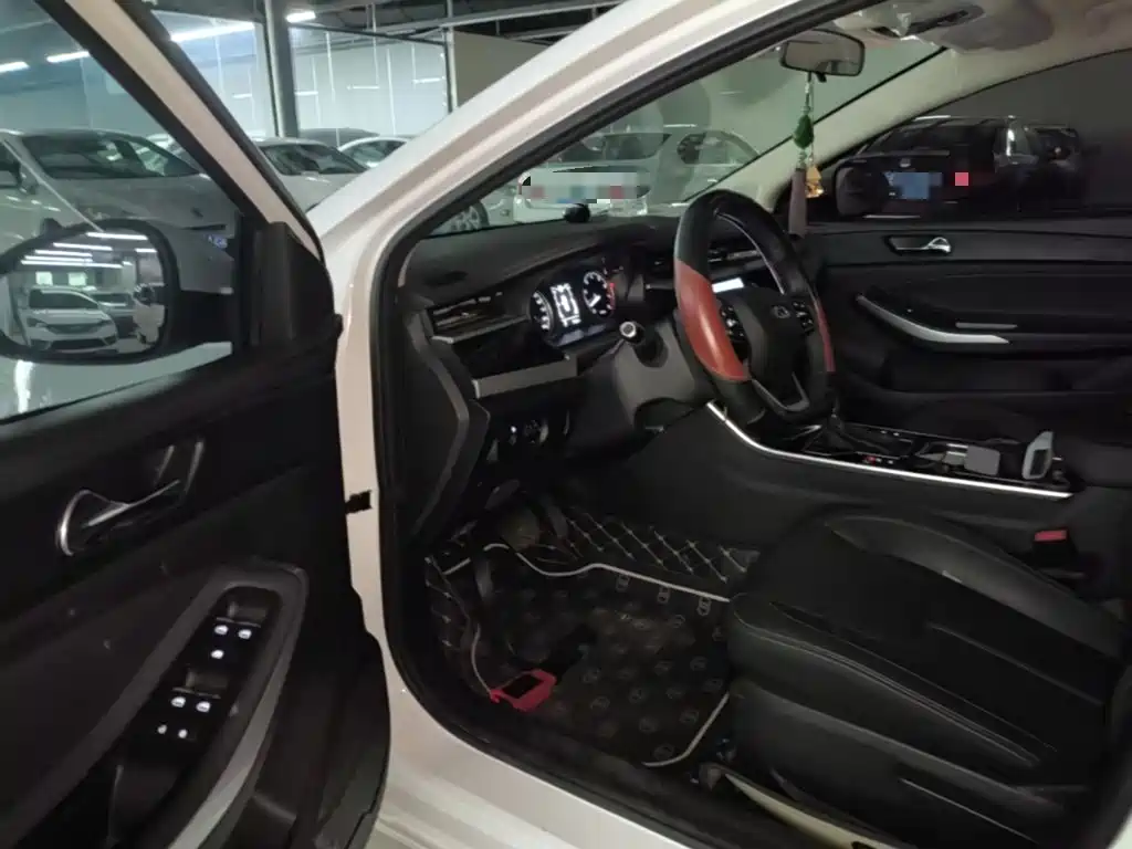 Chery Arrizo 5 — миниатюра 16