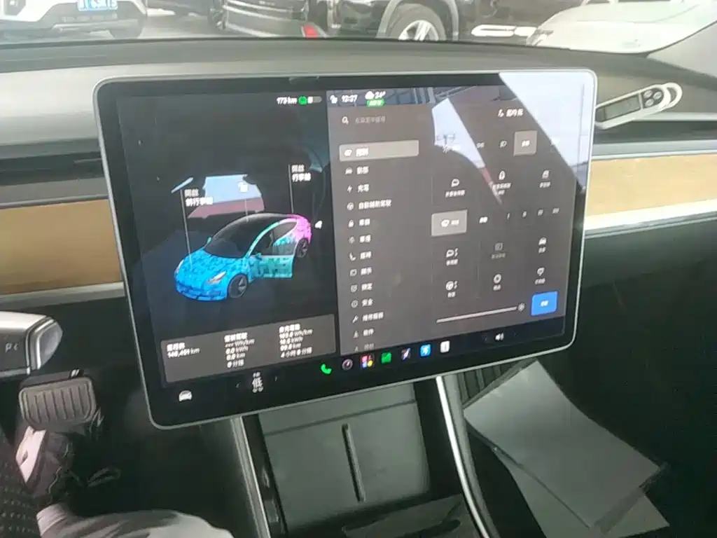 Tesla Model 3 — миниатюра 13