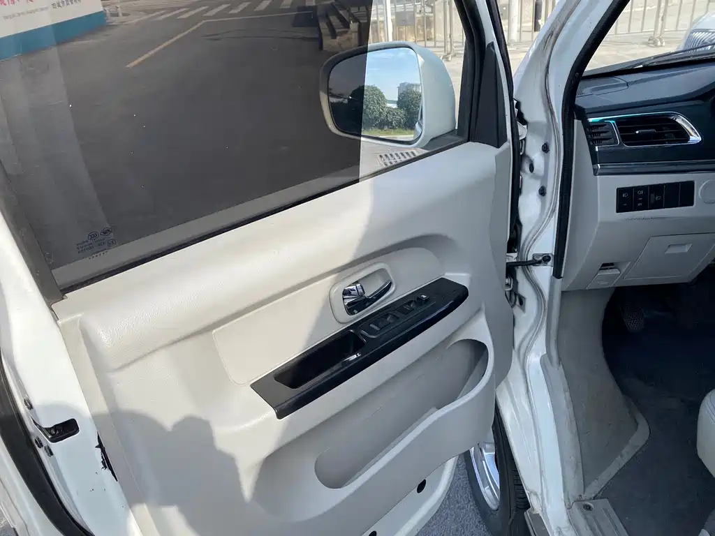 Jinbei Hiace X30L — миниатюра 9