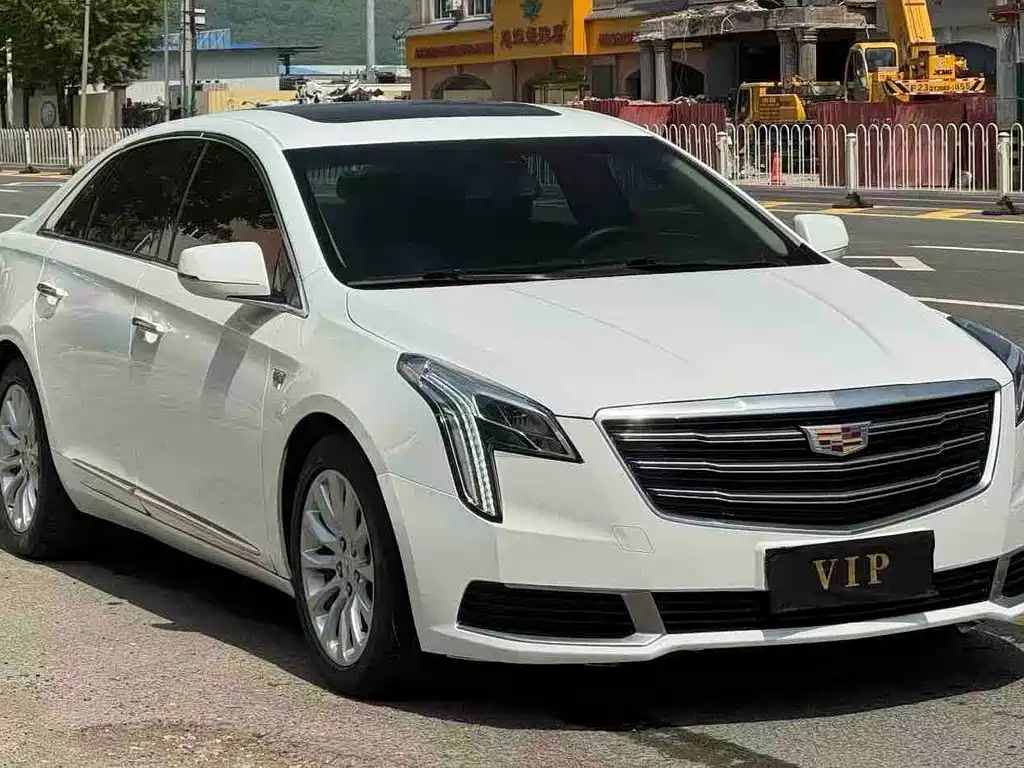 Cadillac XTS 2018 28T