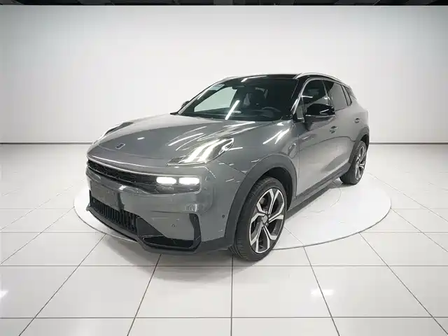 2023 Lynk & Co 06