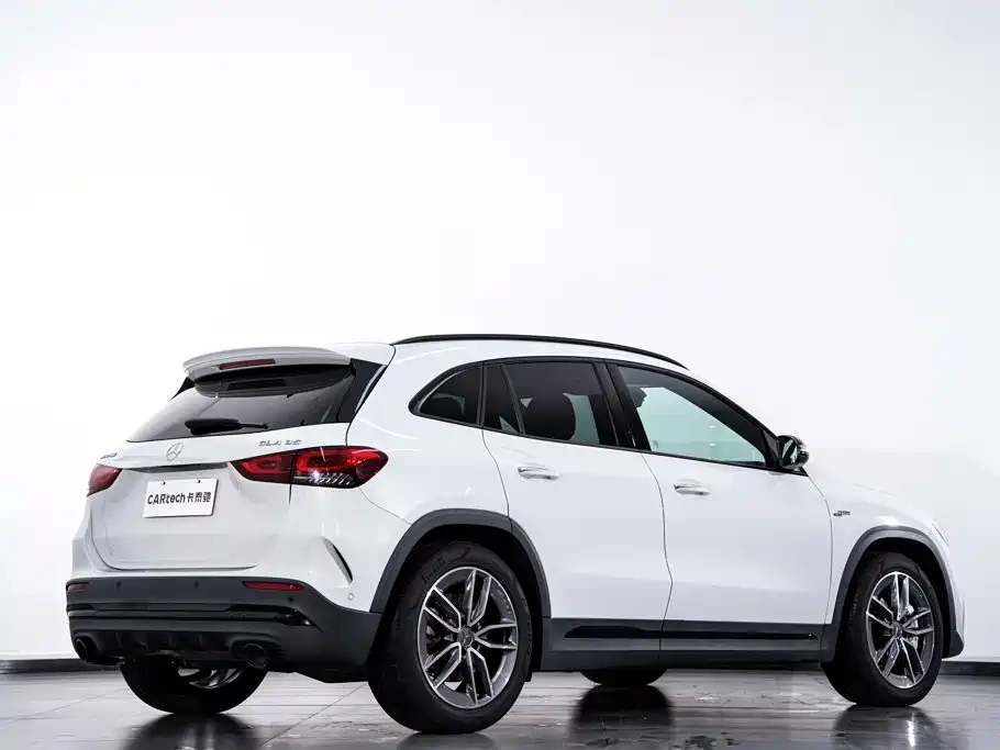 Mercedes-Benz GLA AMG — миниатюра 6