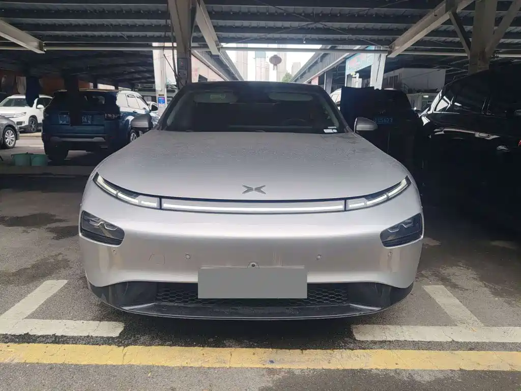 XPeng P7 — миниатюра 2