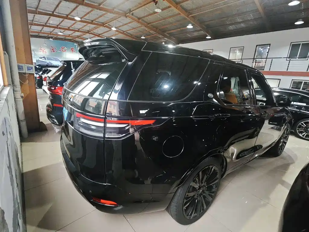 Land Rover Discovery 2017 3.0 SC V6 SE