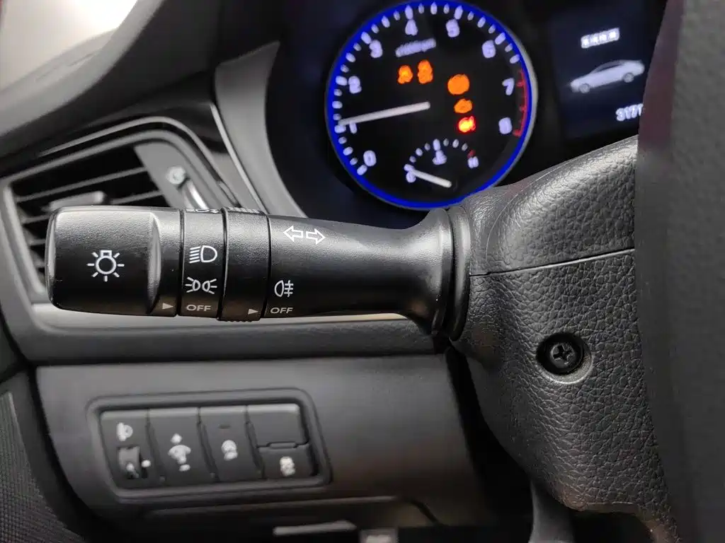 Hyundai Mistra — миниатюра 21