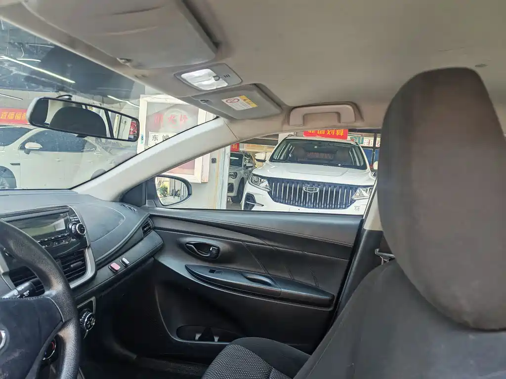 Toyota Vios FS — миниатюра 15
