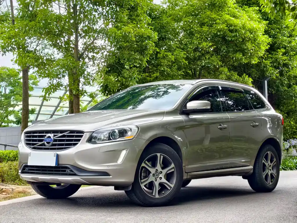 Volvo XC60 (Import)