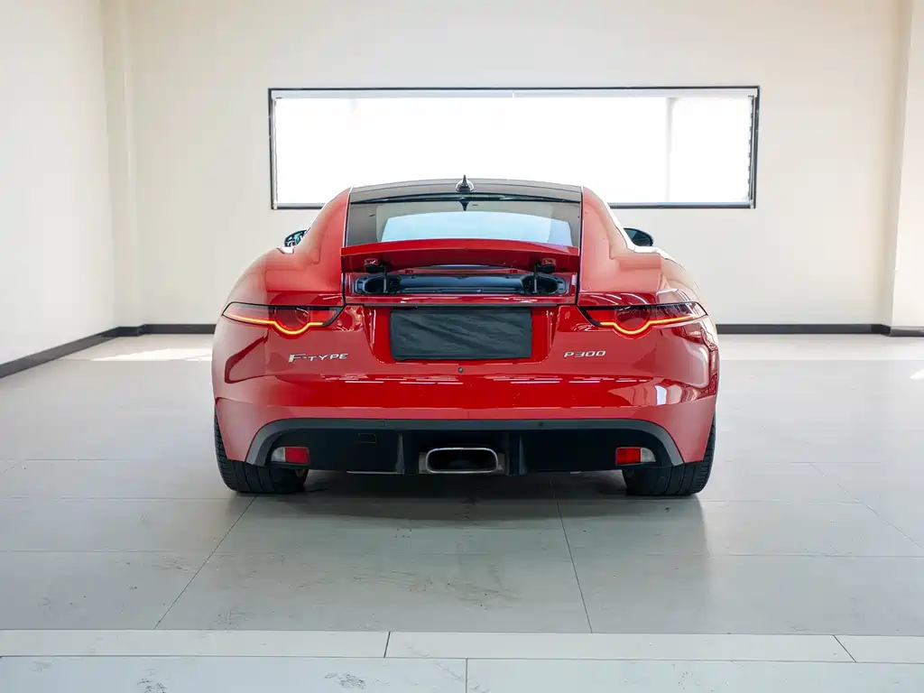 Jaguar F-TYPE — миниатюра 4
