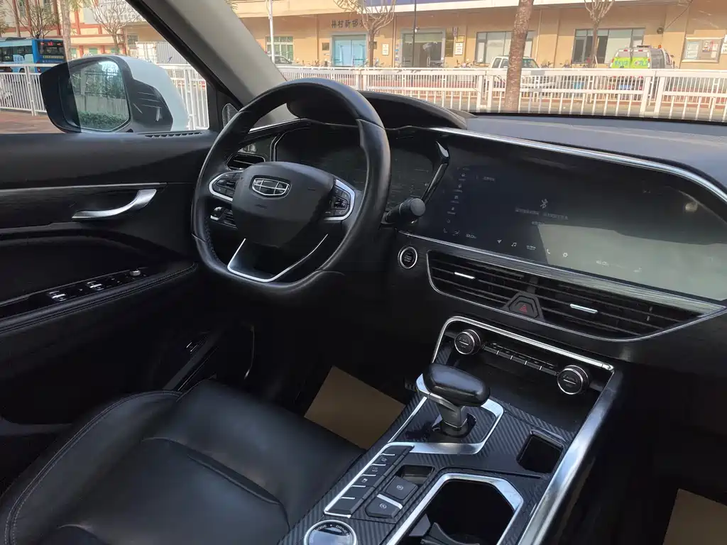Geely Xingyue — миниатюра 19