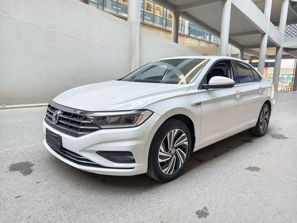 Volkswagen Sagitar 2022